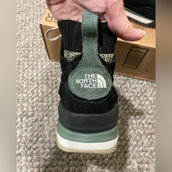 The North Face Men's Black and Green Sueded Waterproof Sneakers - Picture 3 of 9